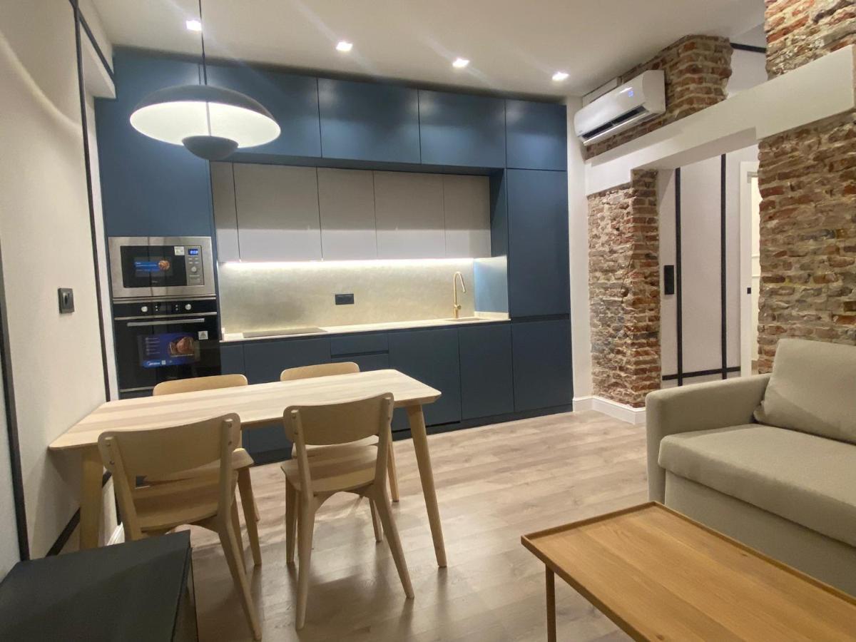 Apartamento Calle Alcala マドリード エクステリア 写真