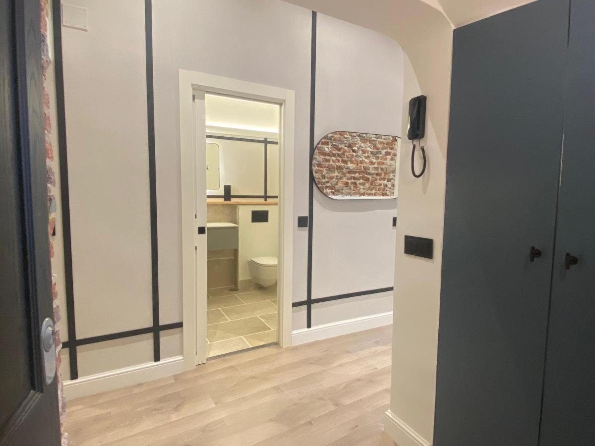 Apartamento Calle Alcala マドリード エクステリア 写真